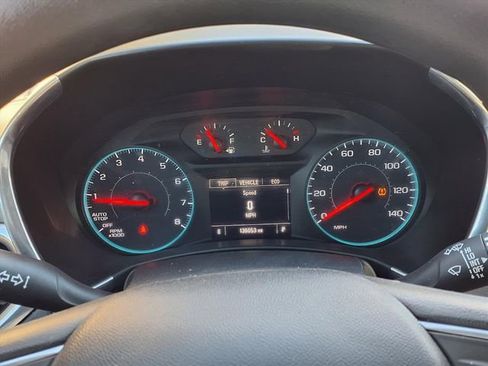 Used 2018 Chevrolet Equinox LS image 16