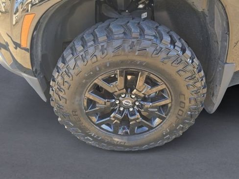 Used 2023 Nissan Frontier SV w/ Technology Package image 5