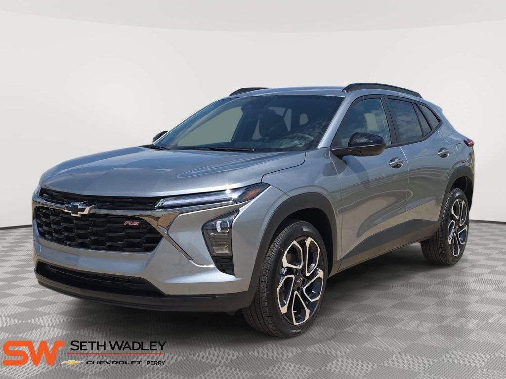 New 2026 Chevrolet Trax RS w/ Driver Confidence Package FWD image 3