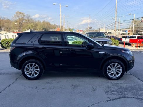 Used 2016 Land Rover Discovery Sport HSE image 8