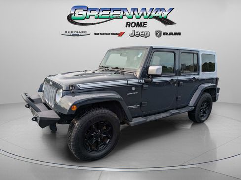 Used 2017 Jeep Wrangler Unlimited Sahara w/ Quick Order Package 24E Chief AWD/4WD image 3