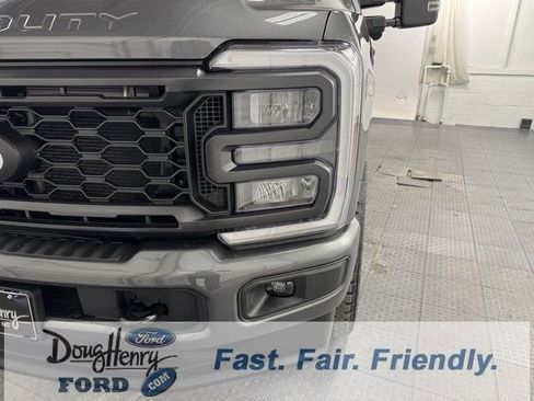 Used 2025 Ford F250 XL w/ STX Appearance Package image 11
