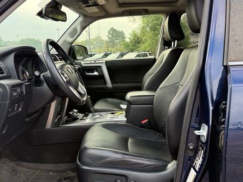 Used 2021 Toyota 4Runner Limited AWD/4WD image 15