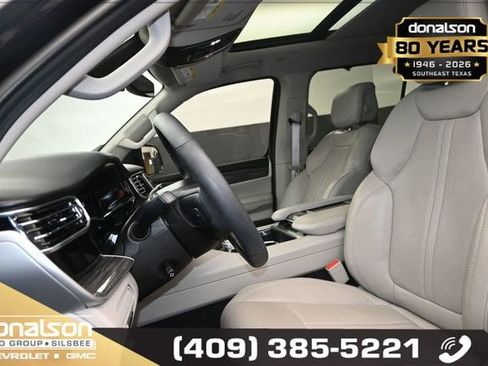 Used 2022 Jeep Wagoneer Series II w/ Convenience Group I RWD image 9
