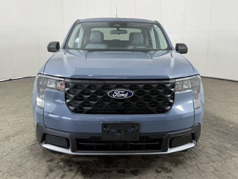 Used 2025 Ford Maverick XLT w/ XLT Luxury Package AWD/4WD image 2