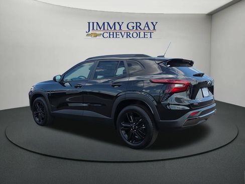 New 2026 Chevrolet Trax ACTIV w/ Driver Confidence Package FWD image 3