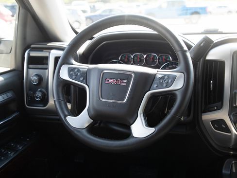 Used 2017 GMC Sierra 1500 SLT w/ SLT Premium Package AWD/4WD image 17