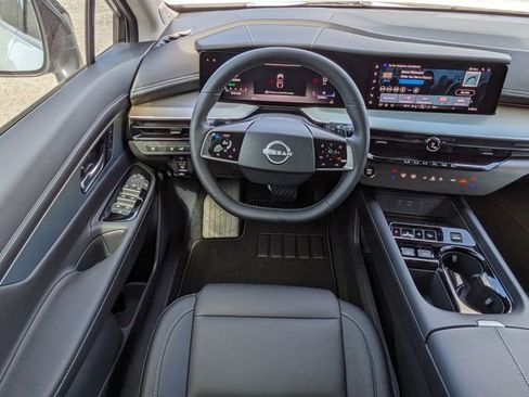 New 2025 Nissan Murano SL image 17