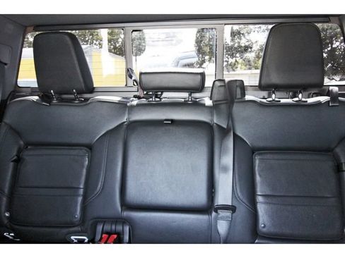 Used 2023 GMC Sierra 3500 Denali w/ Denali Ultimate Package AWD/4WD image 13