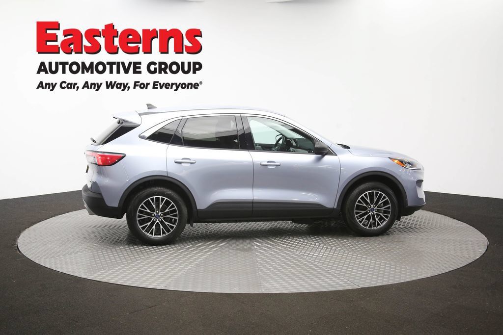Used 2022 Ford Escape SE w/ Convenience Package FWD image 47