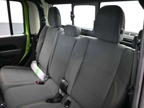 New 2026 Jeep Gladiator Sport image 28