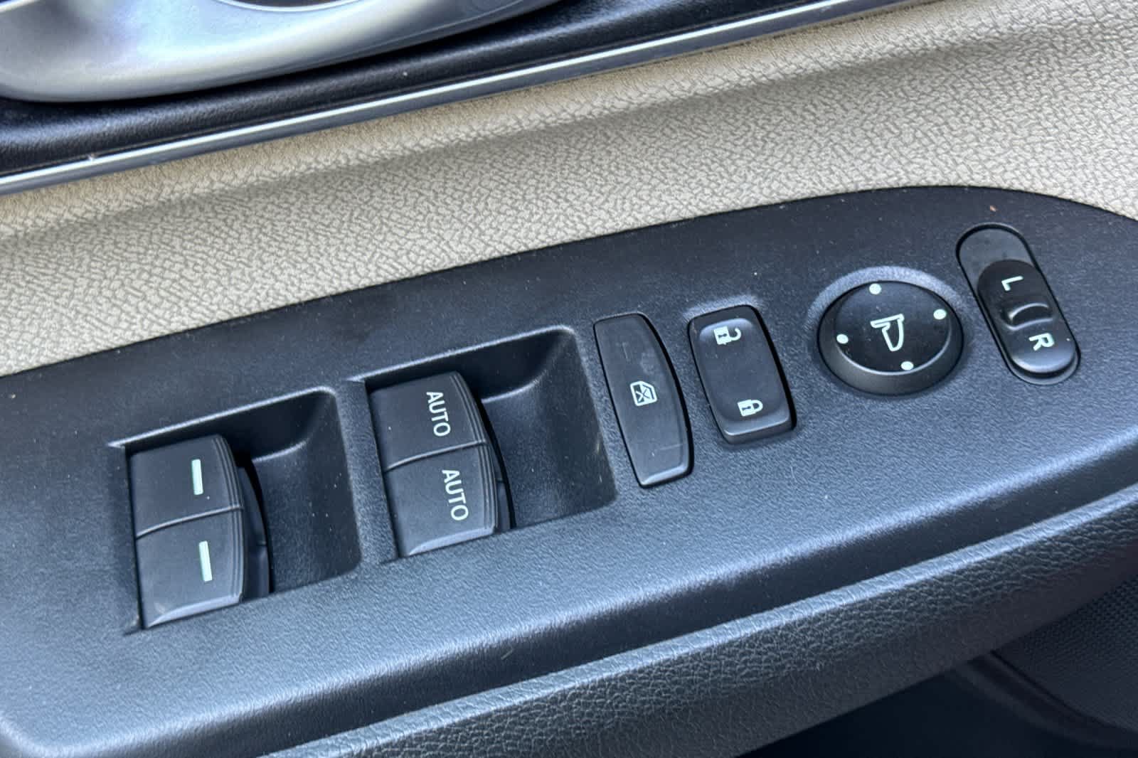 Used 2018 Honda CR-V EX image 13