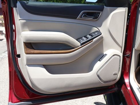 Used 2019 GMC Yukon Denali w/ Denali Ultimate Package RWD image 16
