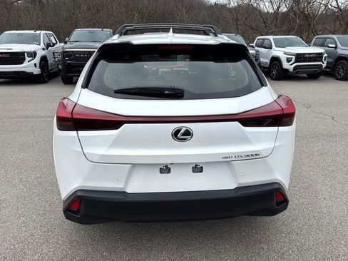 Used 2025 Lexus UX 300h AWD w/ Cold Area Package image 4