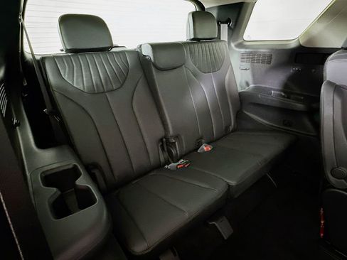 Used 2023 Hyundai Palisade Limited image 14