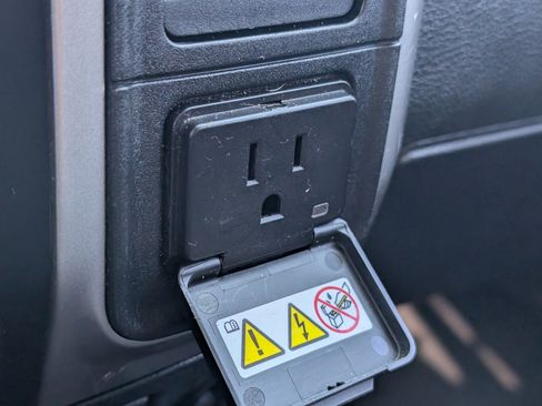 Used 2018 RAM 1500 Big Horn image 24