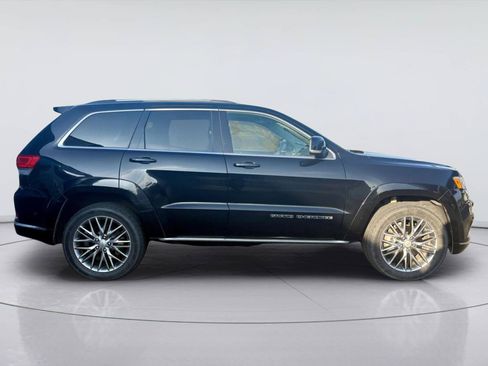 Used 2017 Jeep Grand Cherokee Summit AWD/4WD image 2