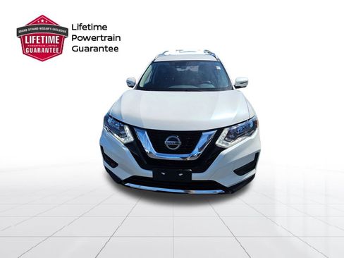Used 2020 Nissan Rogue SV image 4