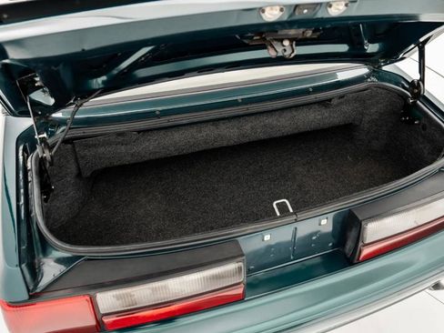 Used 1990 Ford Mustang LX image 24