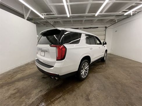 Used 2021 GMC Yukon Denali image 6
