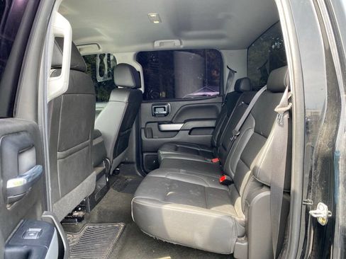 Used 2018 Chevrolet Silverado 2500 LT w/ Midnight Edition AWD/4WD image 11