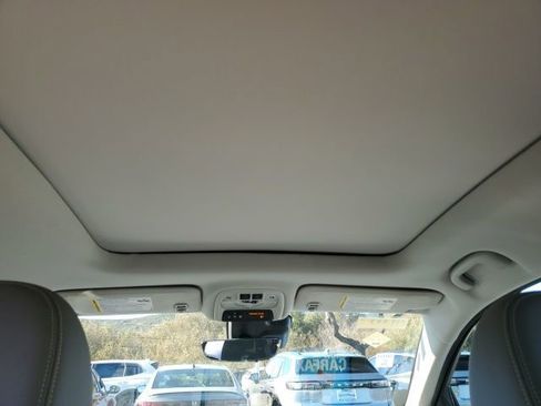 Used 2022 Chevrolet Bolt EUV Premier w/ Sun & Sound Package image 18