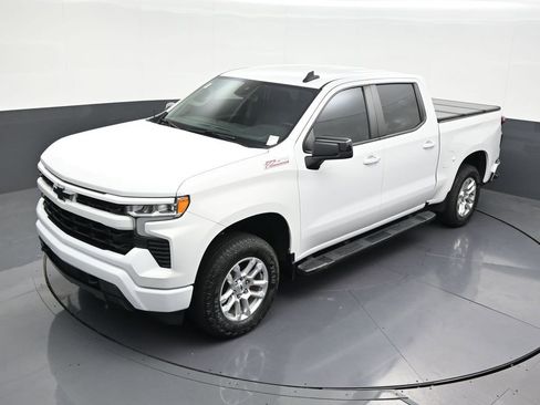 Used 2023 Chevrolet Silverado 1500 RST w/ Z71 Off-Road Package image 16
