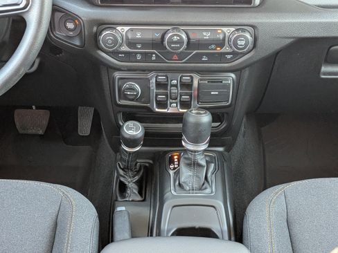 New 2026 Jeep Wrangler Unlimited Sport image 18