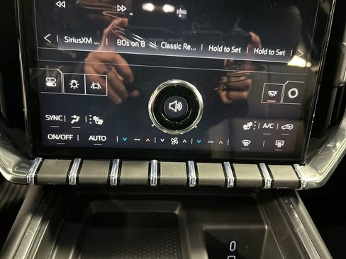 New 2026 GMC Acadia Elevation image 17