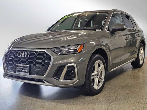 Used 2023 Audi Q5 e Premium Plus w/ Premium Plus Package AWD/4WD image 3