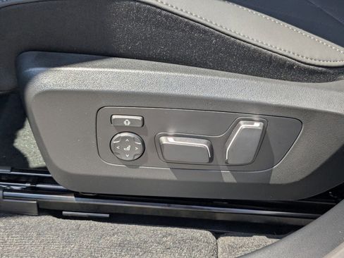 New 2025 BMW X3 xDrive30i w/ Premium Package image 15