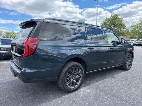 Certified 2025 Ford Expedition Max Platinum w/ Stealth Performance Package AWD/4WD image 3