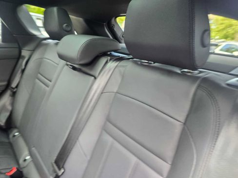 Used 2025 Land Rover Range Rover Evoque S AWD/4WD image 19