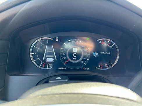 Used 2019 Cadillac Escalade Premium Luxury AWD/4WD image 14