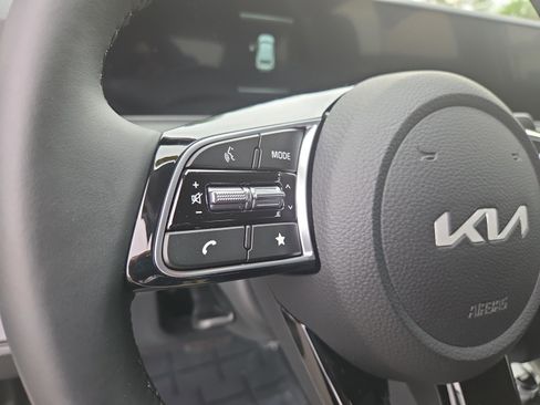 New 2026 Kia Seltos S FWD image 39