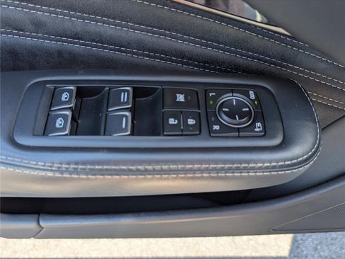 Used 2020 Lexus LS 500h AWD w/ Luxury Package image 21