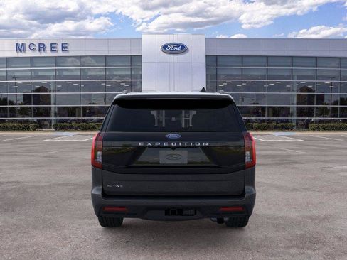 New 2026 Ford Expedition Active RWD image 5