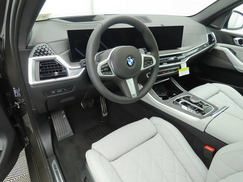 Used 2026 BMW X5 xDrive40i w/ M Sport Package AWD/4WD image 10