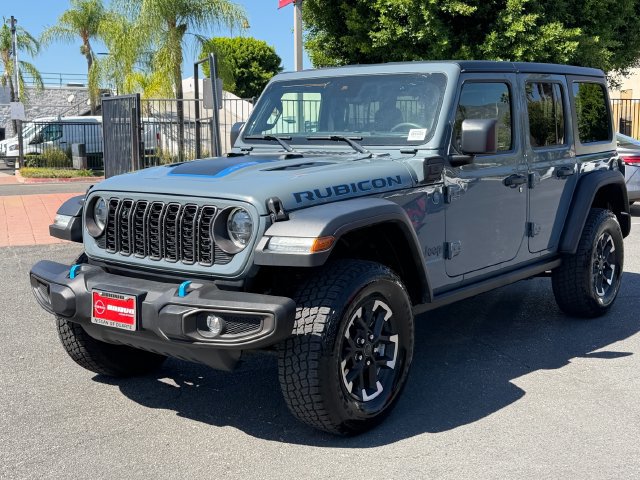 Used 2024 Jeep Wrangler Unlimited Rubicon 4xe AWD/4WD image 3