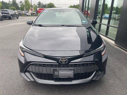 Used 2022 Toyota Corolla SE FWD image 2