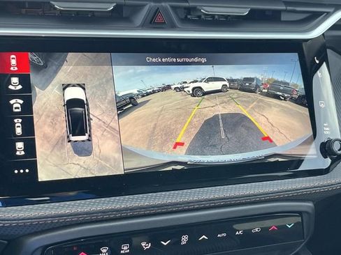 New 2026 Jeep Cherokee Overland image 29