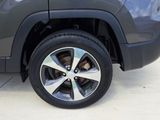 Used 2019 Jeep Cherokee Limited image 4