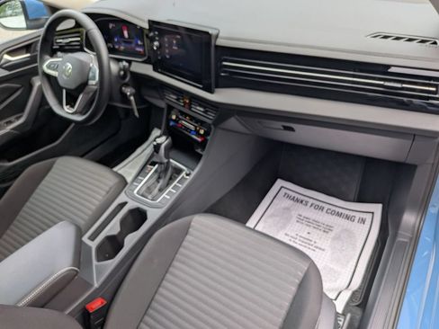 Used 2025 Volkswagen Jetta S FWD image 34