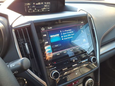 Certified 2022 Subaru Crosstrek 2.5i Limited image 9