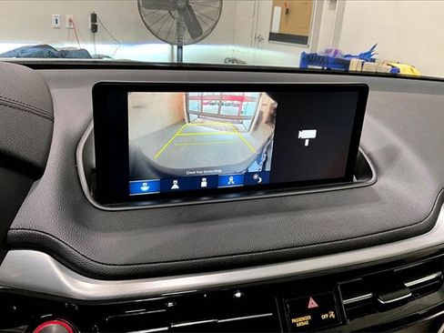 Used 2023 Acura MDX SH-AWD image 14