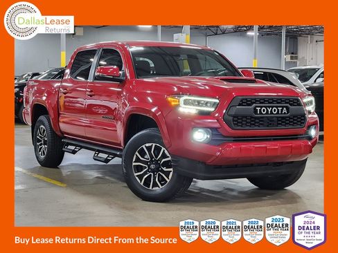 Used 2022 Toyota Tacoma TRD Sport w/ Technology Package RWD image 1