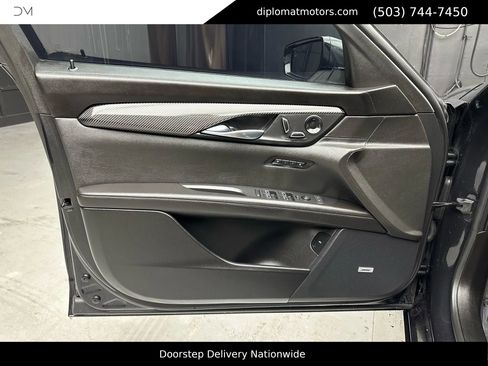 Used 2020 Cadillac CT6 V w/ LPO, Premium Carpet Package image 33