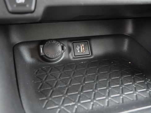 Certified 2024 Toyota RAV4 LE AWD/4WD image 32