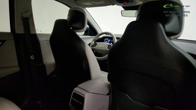 Used 2023 Kia Niro Wind FWD image 40
