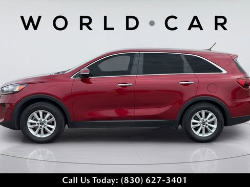 Used 2020 Kia Sorento LX FWD image 6